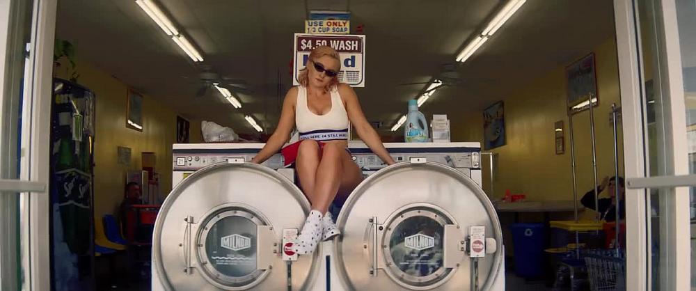 скачать клип Clean Bandit Feat. Demi Lovato - Solo