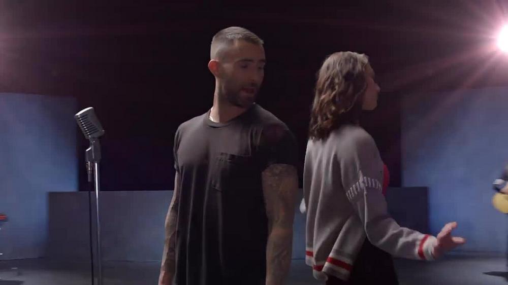 скачать клип Maroon 5 ft. Cardi B - Girls Like You