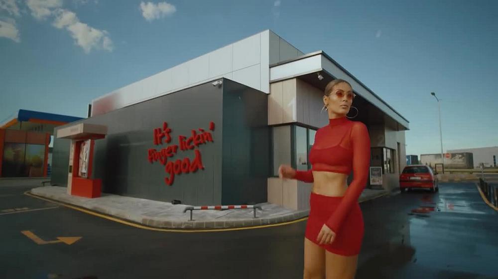 скачать клип Mixey Ft. Nora Istrefi - As Ni Gote