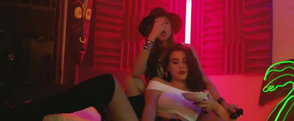 скачать клип Trap Capos, Noriel Ft. Bad Bunny, Arcangel - De Las 2