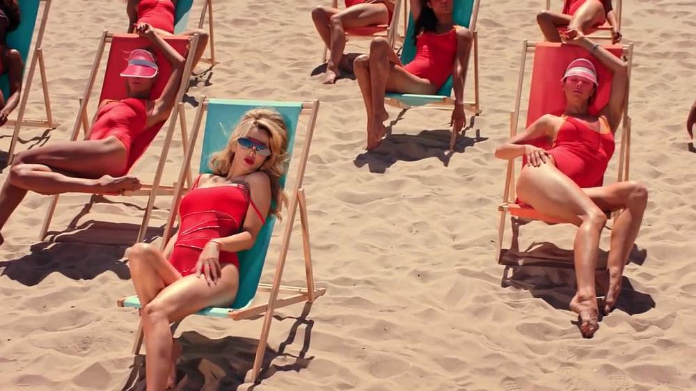 скачать клип LOBODA - SuperSTAR