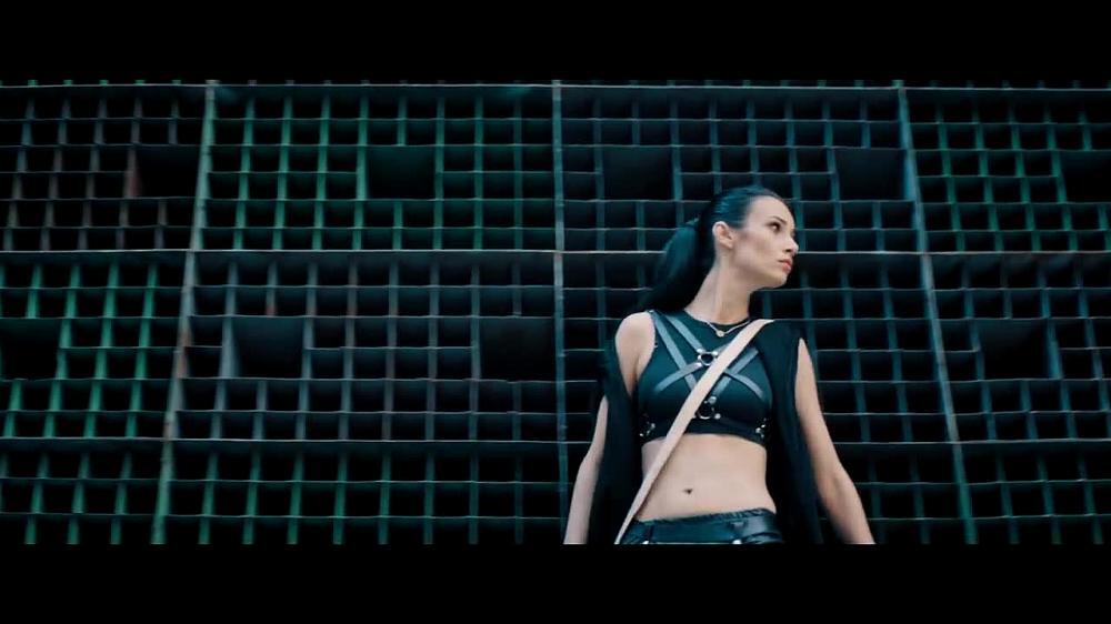 скачать клип GreenGrey Ft. Yarmak - Indigo