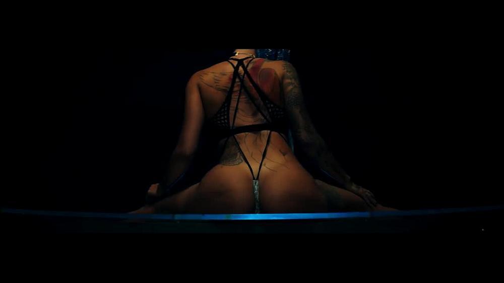 скачать клип Fuego, A.CHAL - Dancin