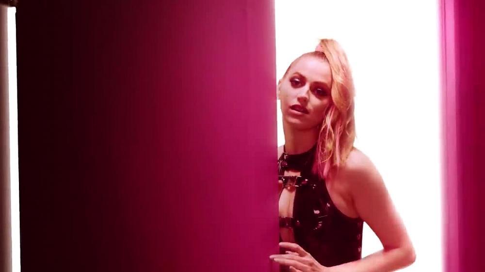 скачать клип Betta Lemme - Give It