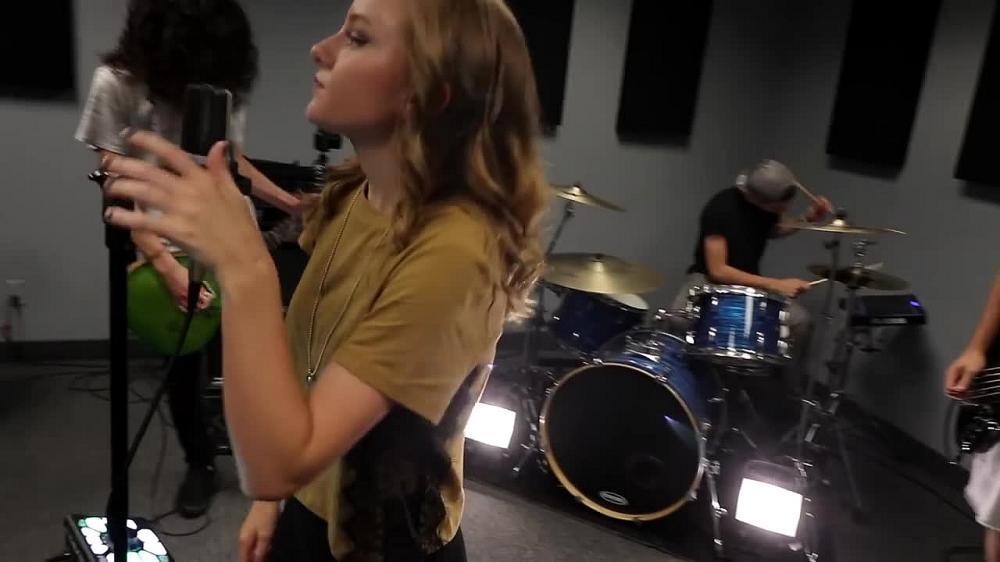 скачать клип Ed Sheeran - Shape of You - Full Band Rock Cover