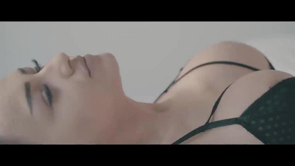 скачать клип Murat Salman - Bottle