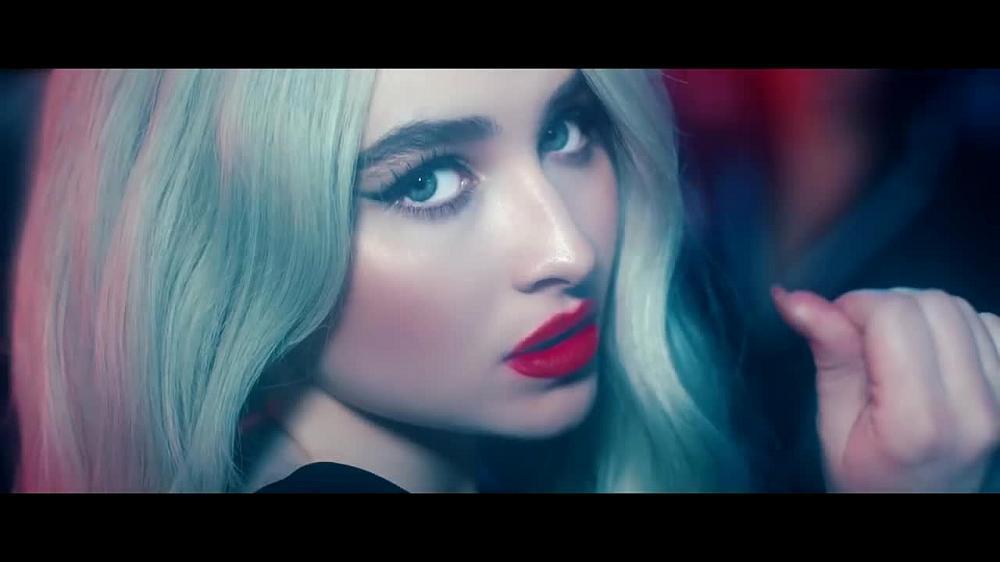 скачать клип Sabrina Carpenter, R3HAB - Almost Love