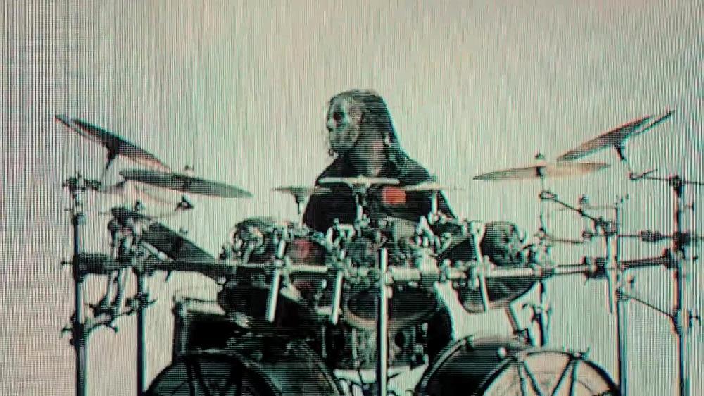 скачать клип Slipknot - Unsainted