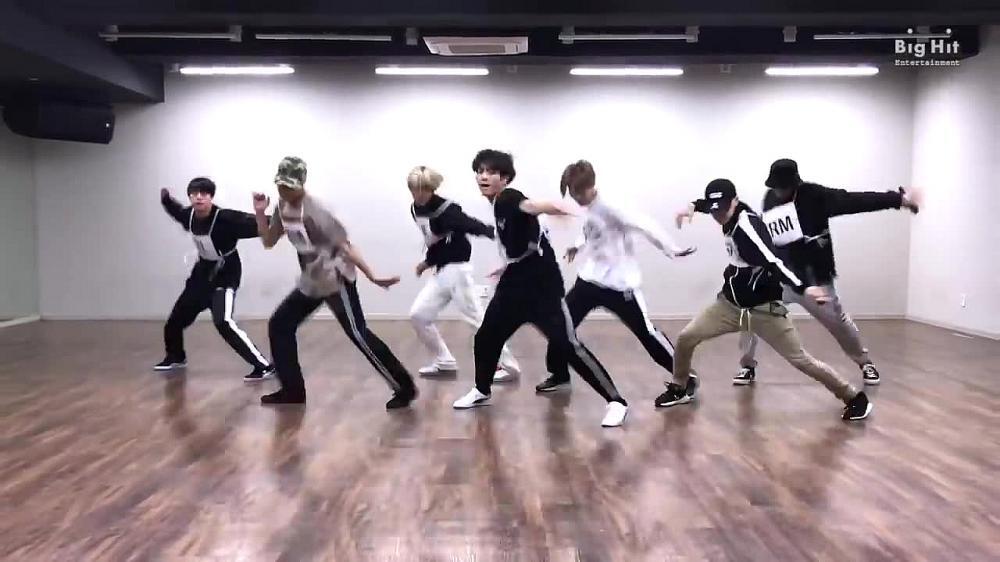 скачать клип BTS - MIC Drop