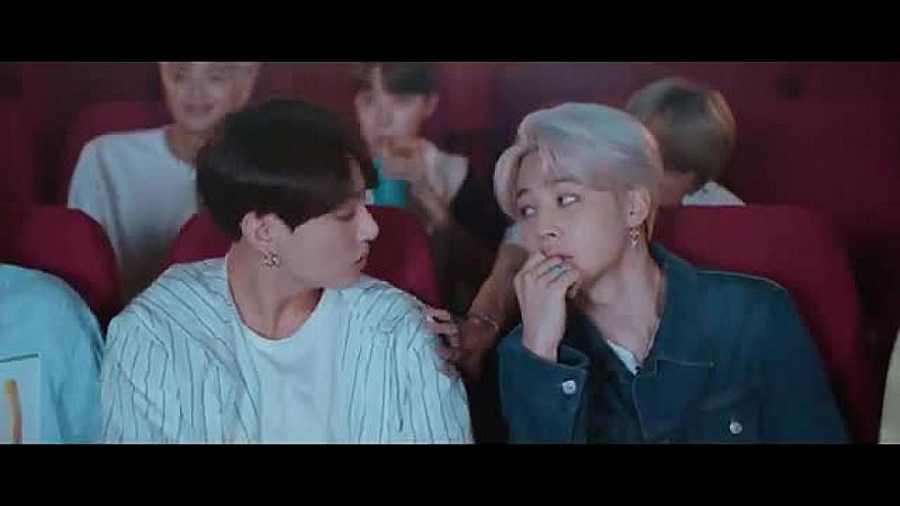 скачать клип BTS - Lights