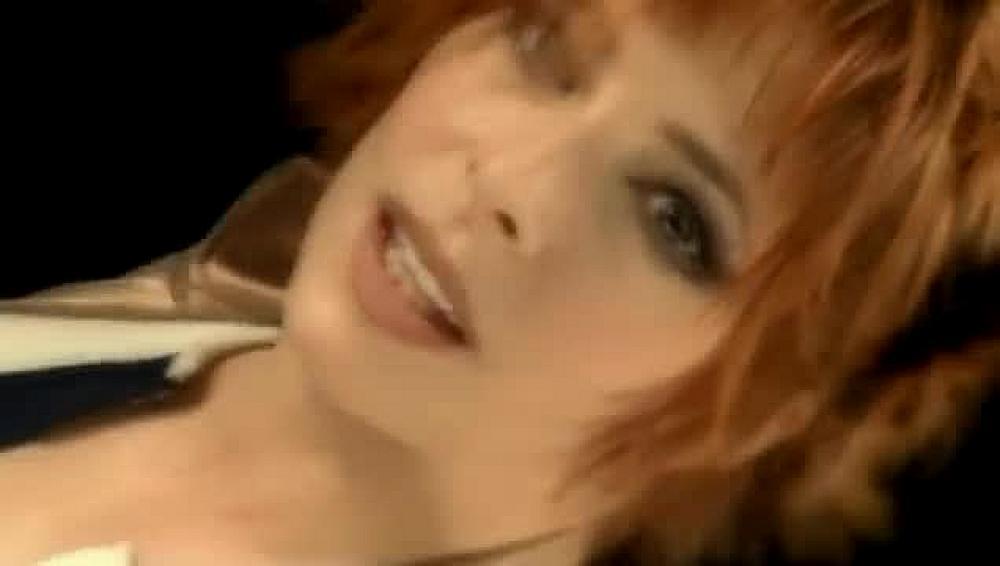 скачать клип Mylene Farmer - LAmour NEst Rien