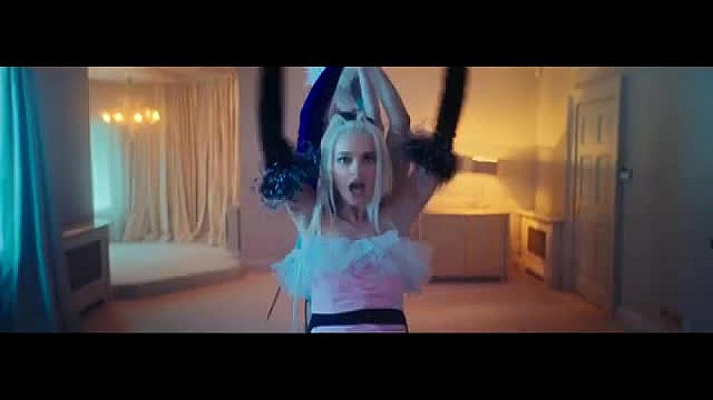 скачать клип Alice Chater - Tonight