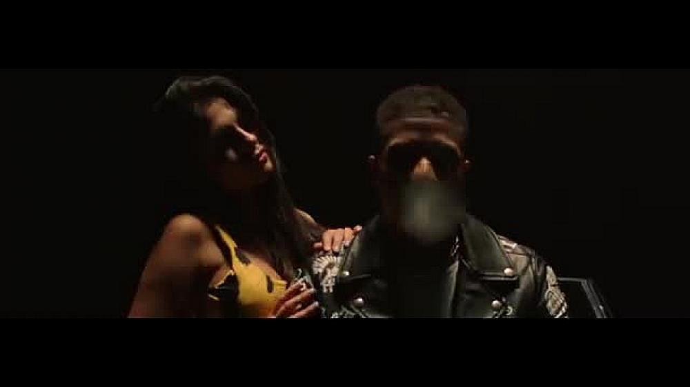 скачать клип Davo ft. Tory Lanez - Pull Up