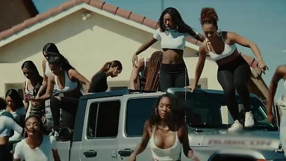 скачать клип Roddy Ricch - Start Wit Me