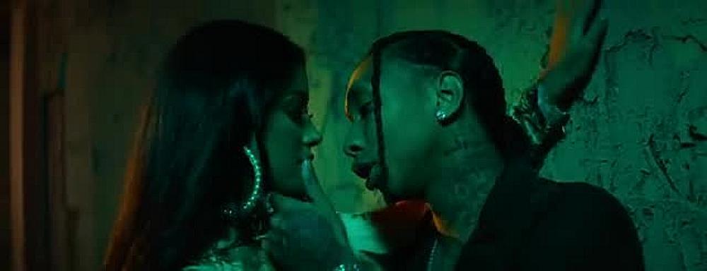 скачать клип Tyga, YG, Santana - MAMACITA