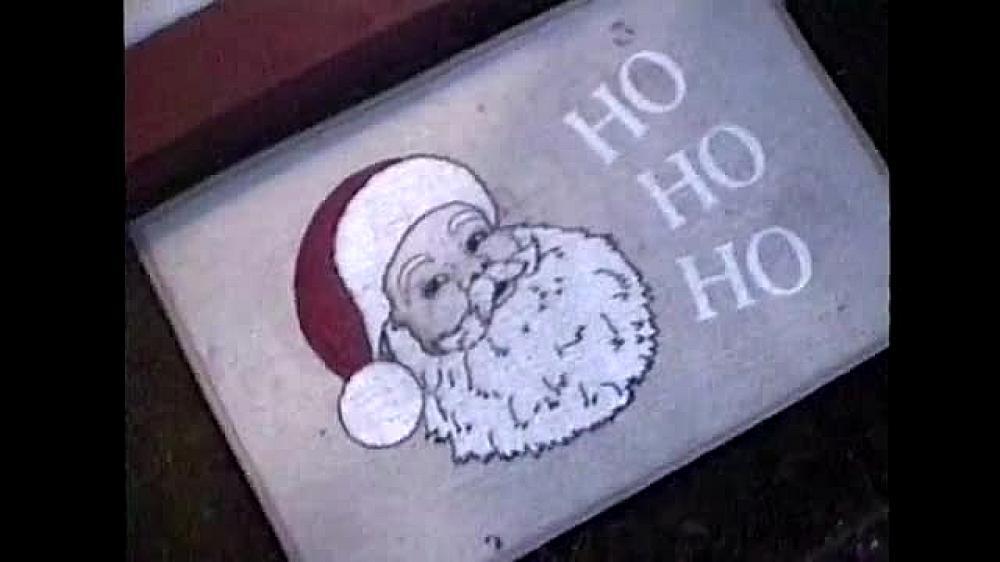 скачать клип Taylor Swift - Christmas Tree Farm