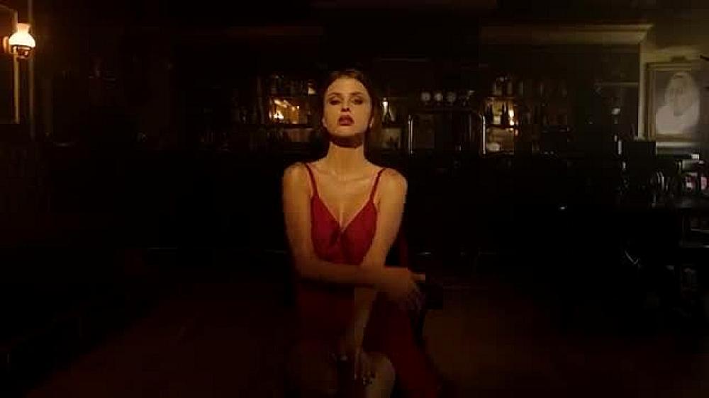 скачать клип KILLA FONIC feat. Carlas Dreams - Bambolina
