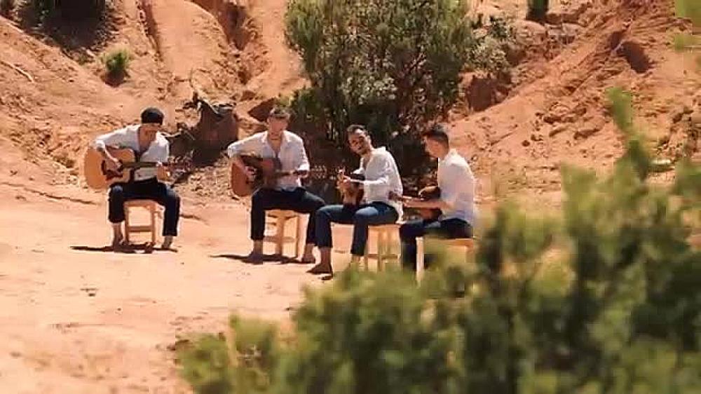 скачать клип 40 FINGERS - Africa