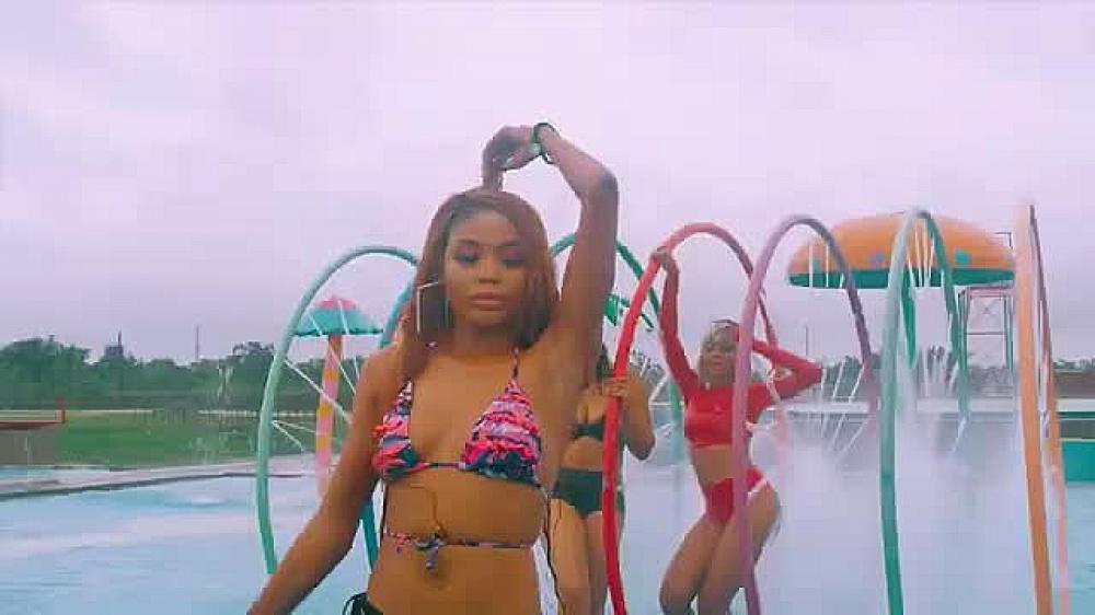 скачать клип Davido ft. Fresh Dolla - Baby Fia