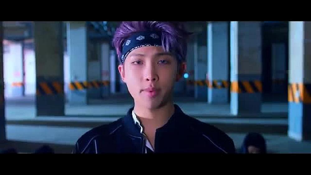 скачать клип BTS - Not Today