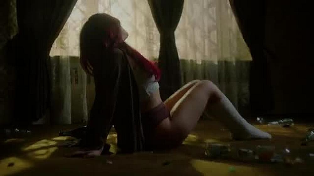 скачать клип NIKI DEMAR - Messy Room