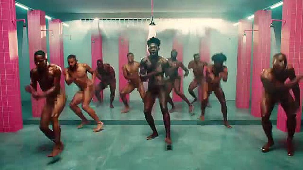 скачать клип Lil Nas X, Jack Harlow - INDUSTRY BABY