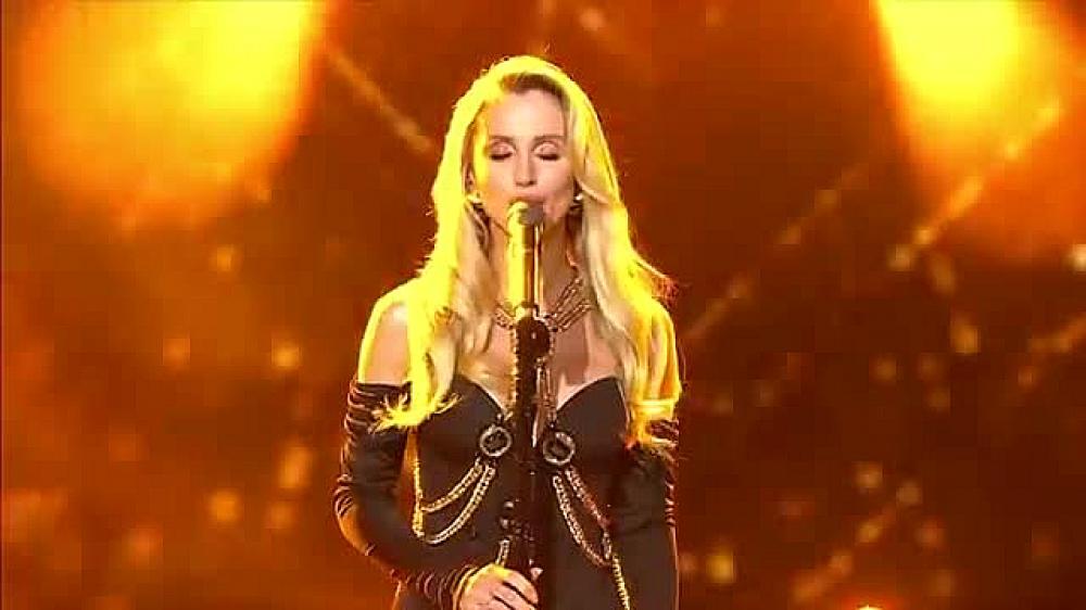 скачать клип LOBODA - Малыш - Live