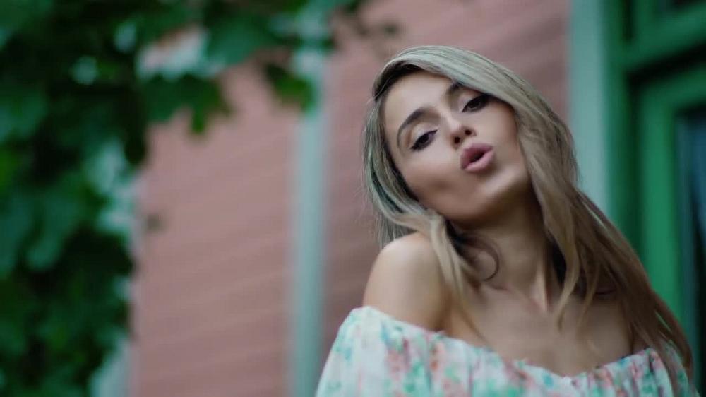 скачать клип Mimoza - Love For Days