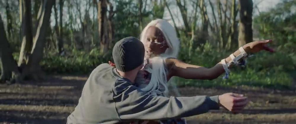 скачать клип Clean Bandit - Everything But You