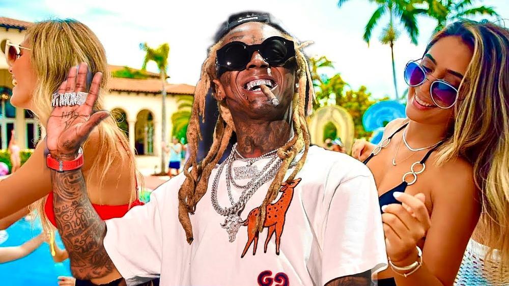 скачать клип Tyga ft. Lil Wayne - Yellow