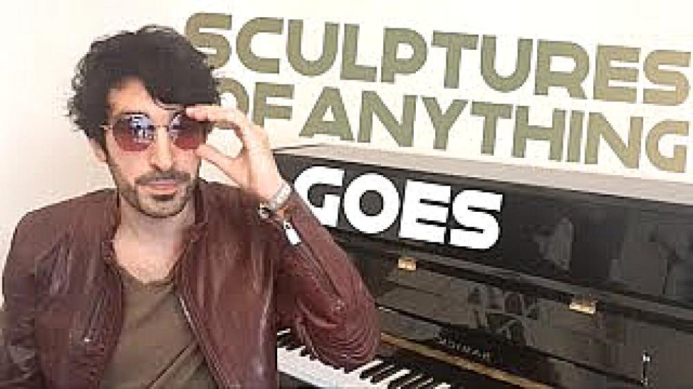 скачать клип Arctic Monkeys - Sculptures Of Anything Goes