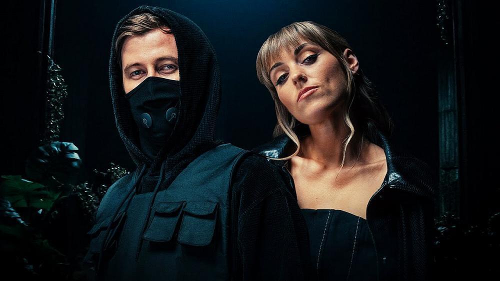 скачать клип Alan Walker and Sasha Alex Sloan - Hero