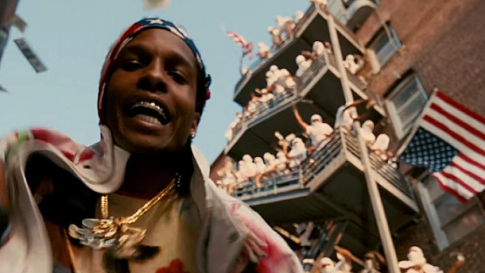 скачать клип ASAP Rocky - RIOT