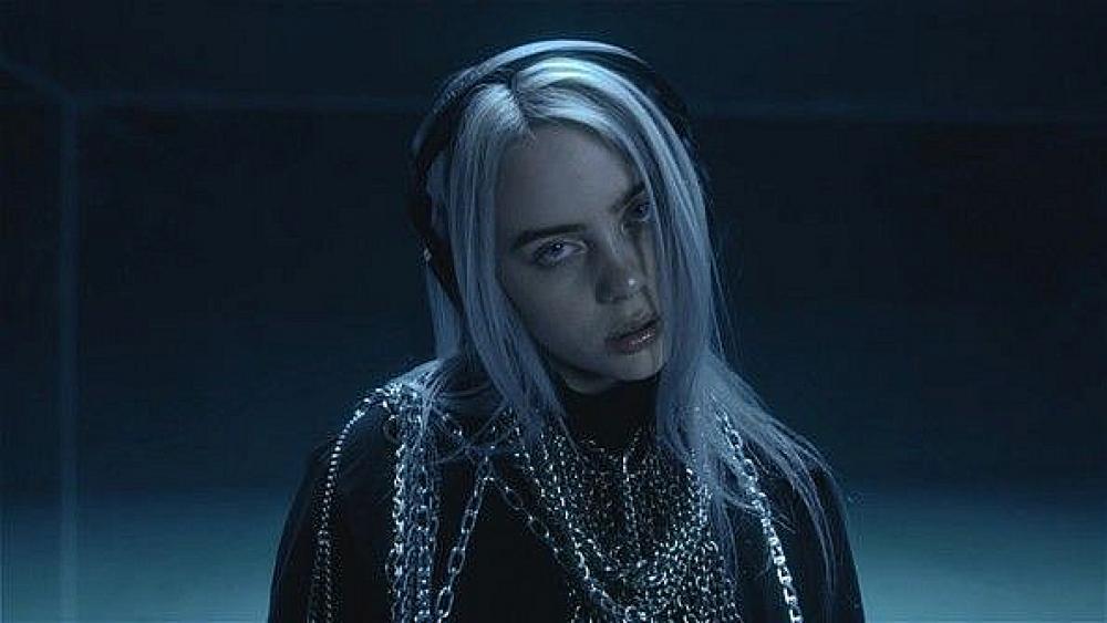 скачать клип Billie Eilish and Khalid - Lovely