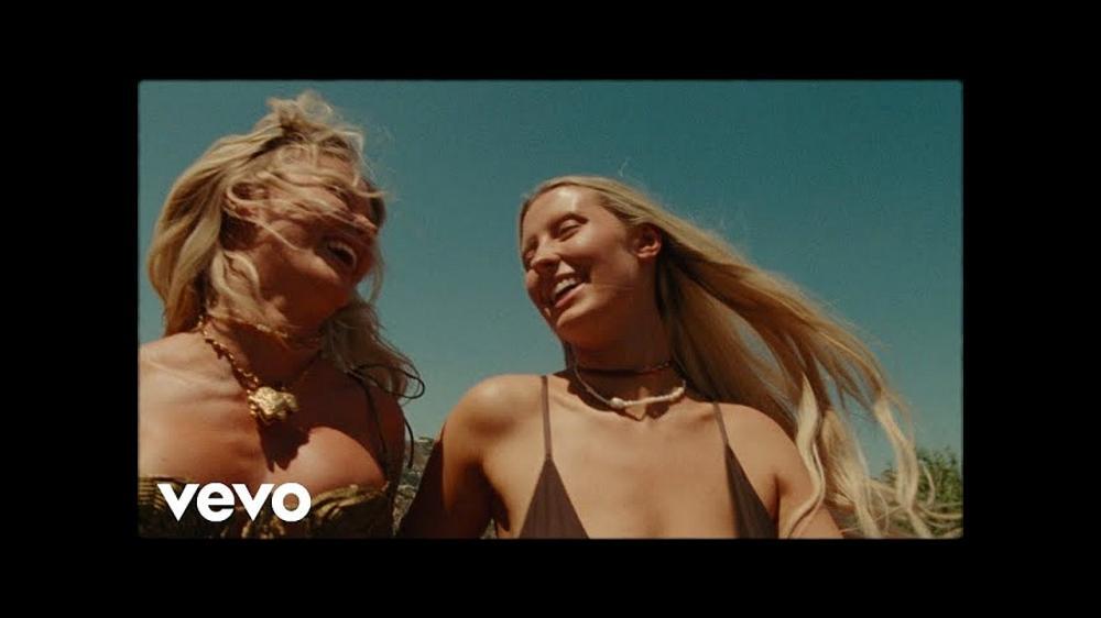 скачать клип Zara Larsson and David Guetta - On My Love