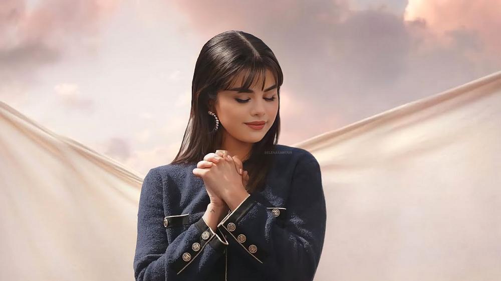 скачать клип Selena Gomez and Rita Ora - I am So Broken