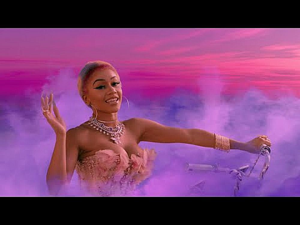 скачать клип Saweetie - IMMORTAL FREESTYLE