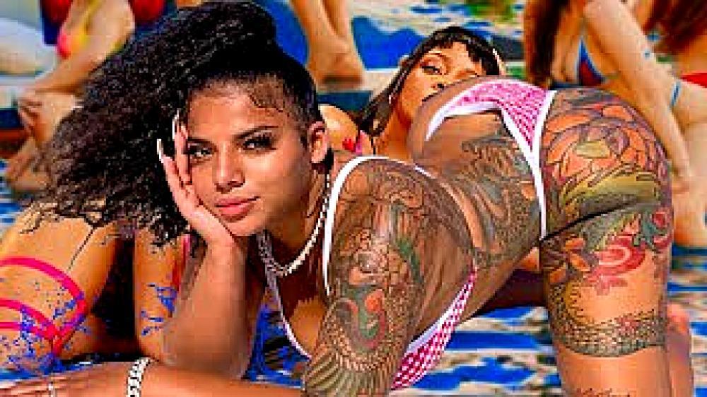 скачать клип Tyga - Spicy