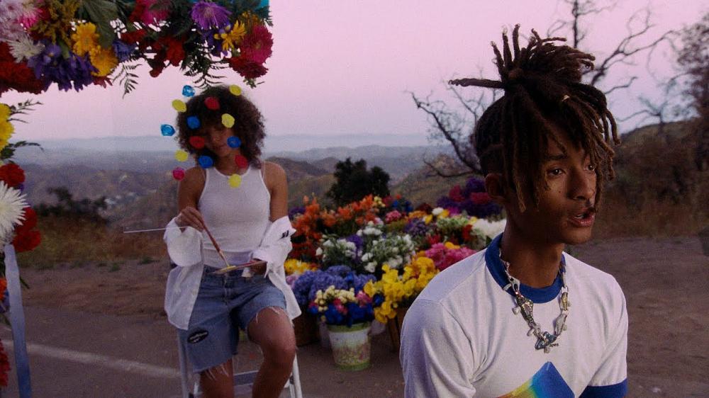 скачать клип Jaden - Roses