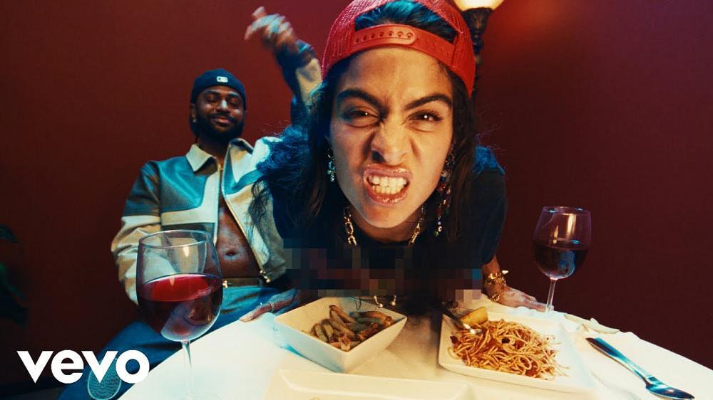 скачать клип Jessie Reyez and Big Sean - SHUT UP