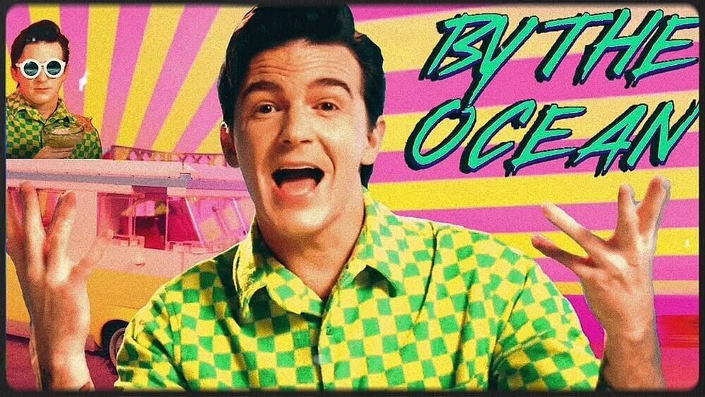 скачать клип Drake Bell - By The Ocean