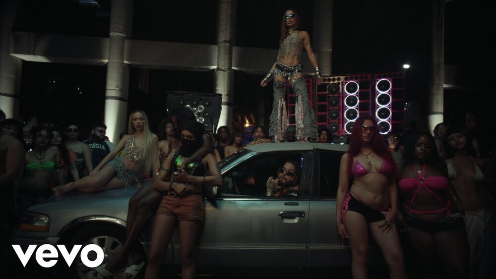 скачать клип Anitta, Brray, Bad Gyal - Double Team