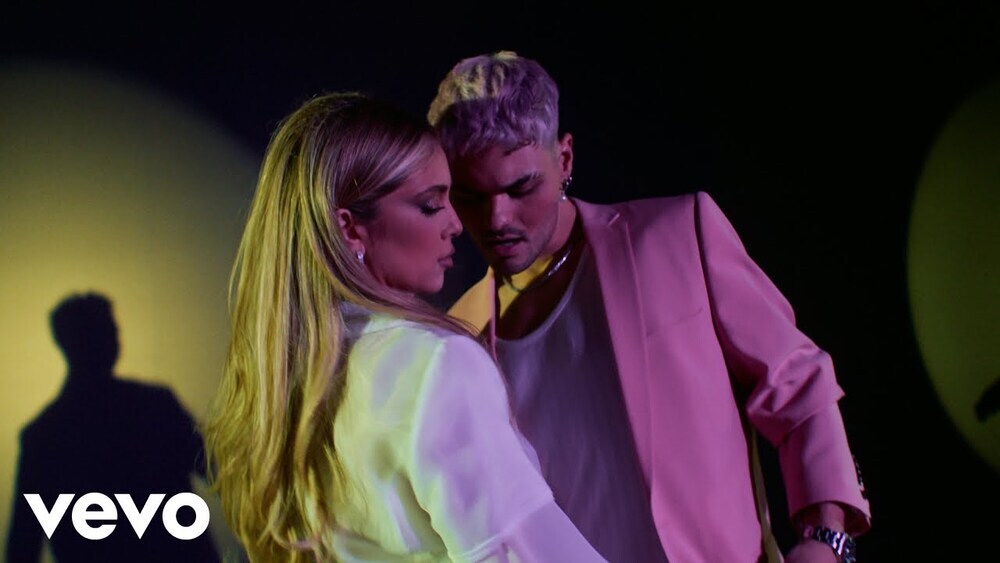 скачать клип Abraham Mateo, Ana Mena - Quiero Decirte
