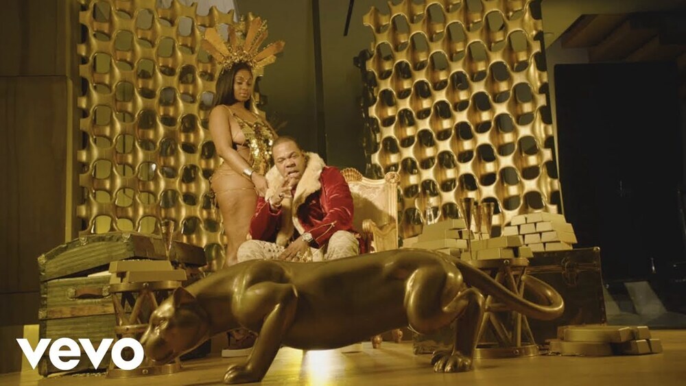 скачать клип Busta Rhymes - Boomp