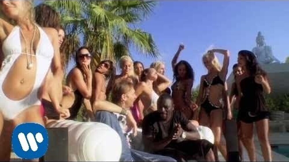 скачать клип David Guetta - Sexy Chick