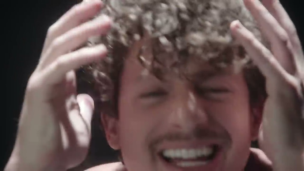 скачать клип Charlie Puth - That is Hilarious