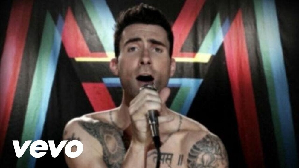 скачать клип Maroon 5 - Moves Like Jagger
