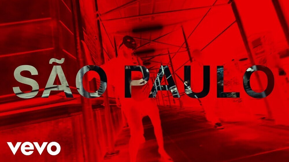 скачать клип The Weeknd - Sao Paulo