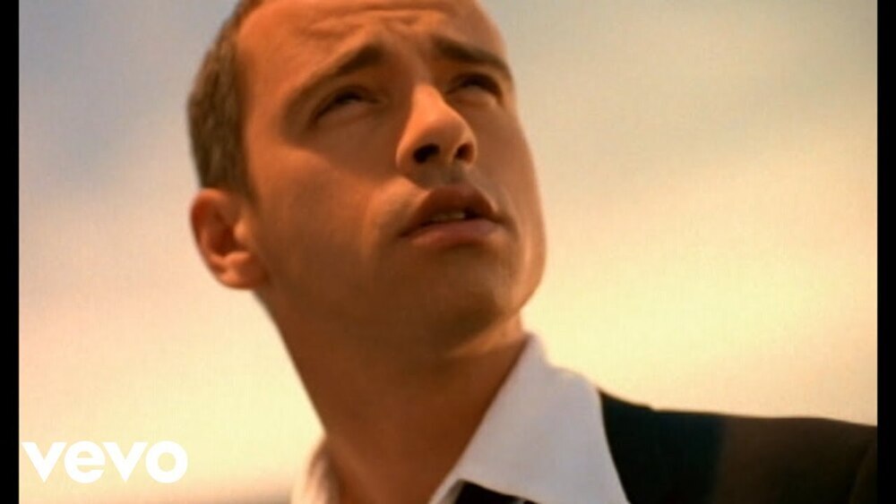 скачать клип Eros Ramazzotti - La cosa mas bella