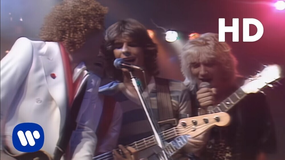 скачать клип Rod Stewart - Da Ya Think I am Sexy - Live
